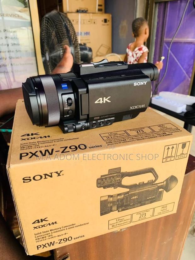 Superb Sony PXW-Z90V HD Compact NXCAM Camcorder · Photo 1