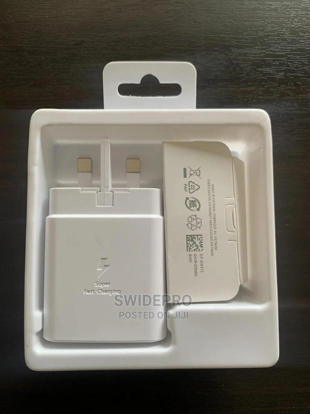 Samsung Galaxy 45W Charger (Adapter) · Photo 6