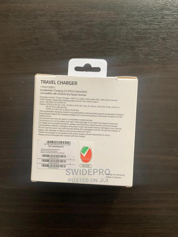Samsung Galaxy 45W Charger (Adapter) · Photo 4