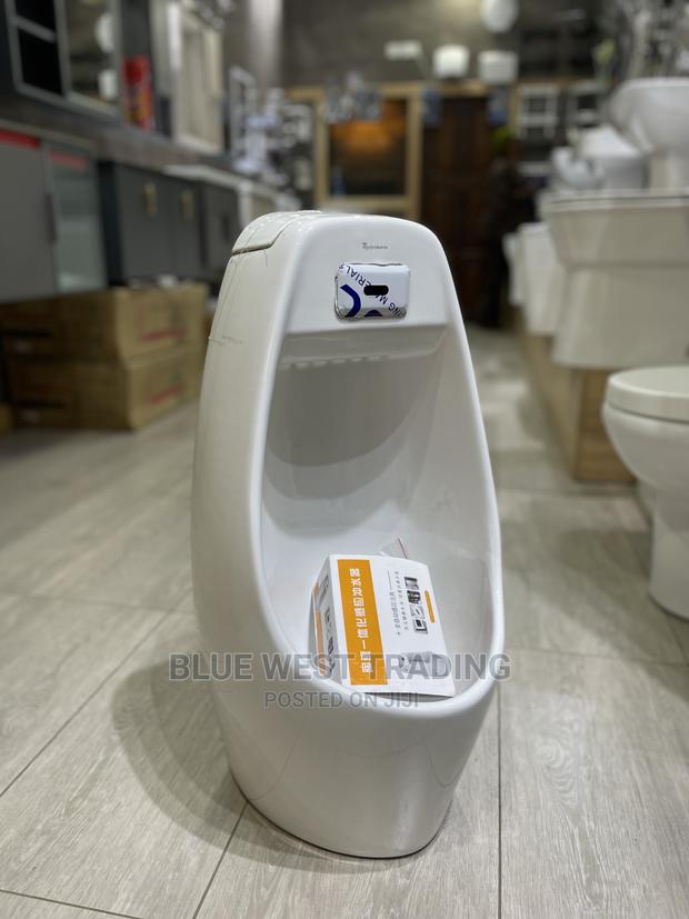 Sensor Urinal Pot · Photo 1