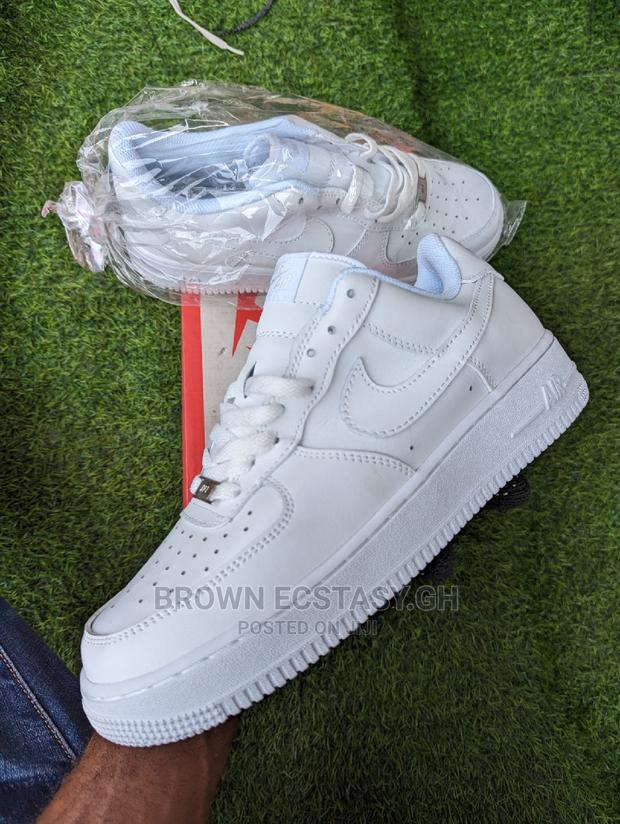 Nike Air Force 1 Sneaker White · Photo 1
