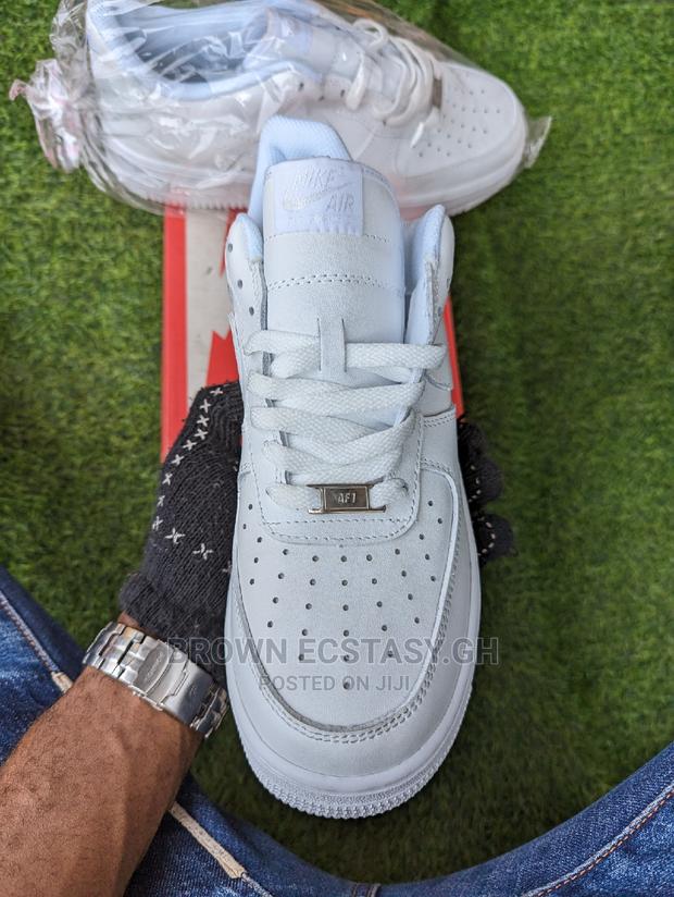 Nike Air Force 1 Sneaker White · Photo 4
