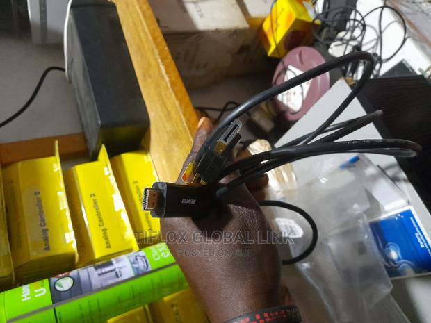 DP to HDMI Cable (Uk) · Photo 2