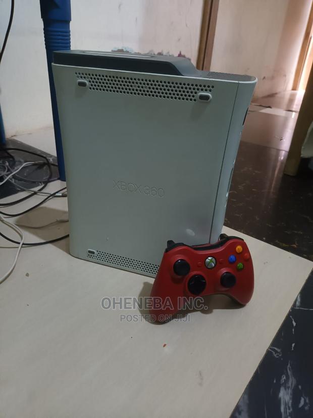 Pre-Owned Xbox360 Standard Console for Sale · Photo 3