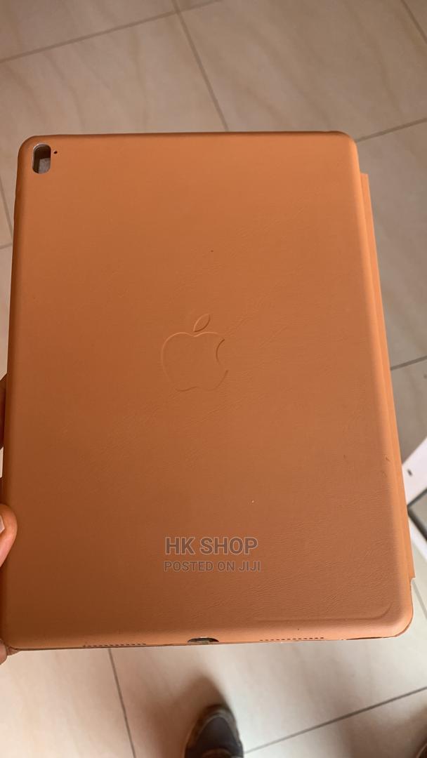 Apple iPad Pro 2/ iPad Pro 9.7 2016 Smart Folio Case · Photo 3