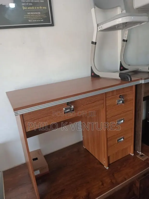 Brand New Brown Table · Photo 1