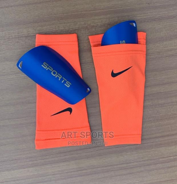 Shine Guide Holder With Shine Guide · Photo 1