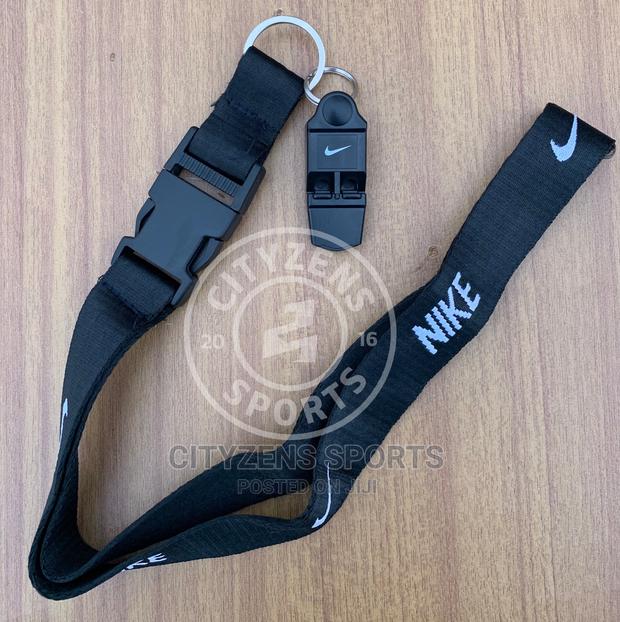 Nike Whistle · Photo 2