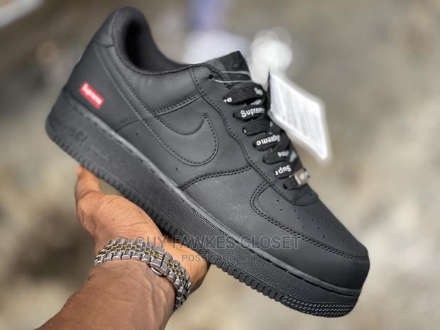 Nike Air Force X Supreme · Photo 2