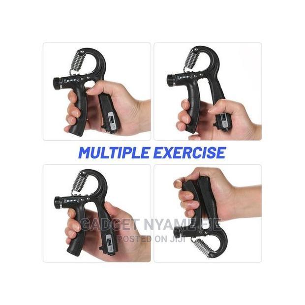 Adjustable Hand Grip · Photo 4