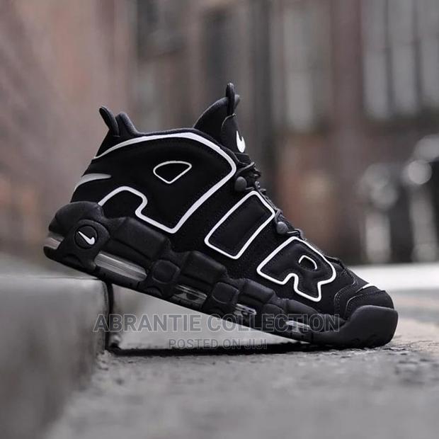 Nike Air Uptempo Black/White · Photo 1