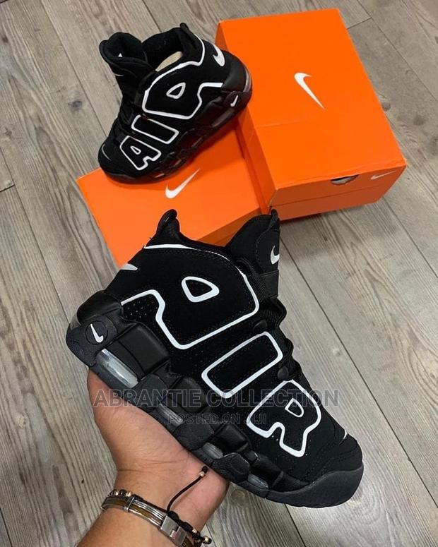 Nike Air Uptempo Black/White · Photo 2