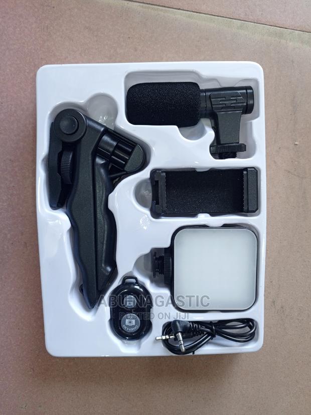 AY-49 Video Making Kit · Photo 3