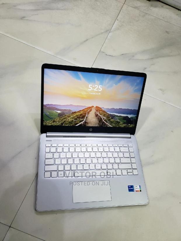 Laptop HP 14-Dq2031tg 8GB Intel Core I5 SSD 512GB · Photo 2