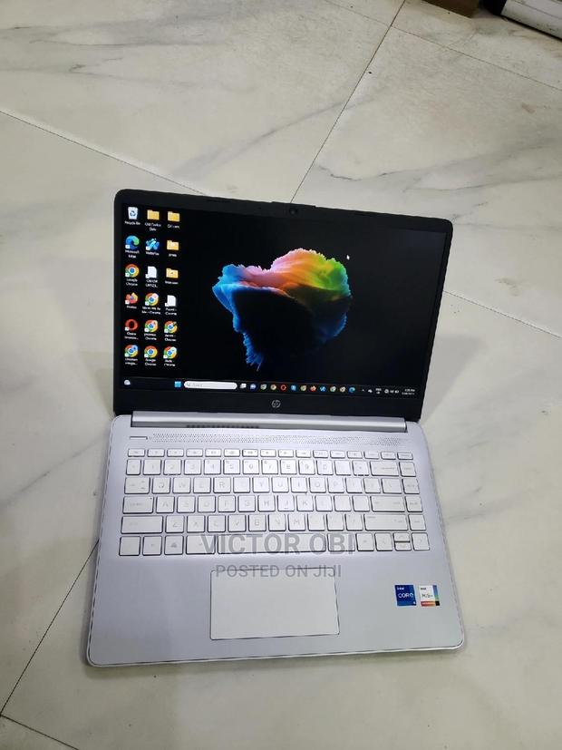 Laptop HP 14-Dq2031tg 8GB Intel Core I5 SSD 512GB · Photo 6