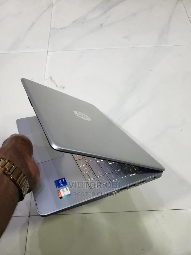 Laptop HP 14-Dq2031tg 8GB Intel Core I5 SSD 512GB · Photo 7