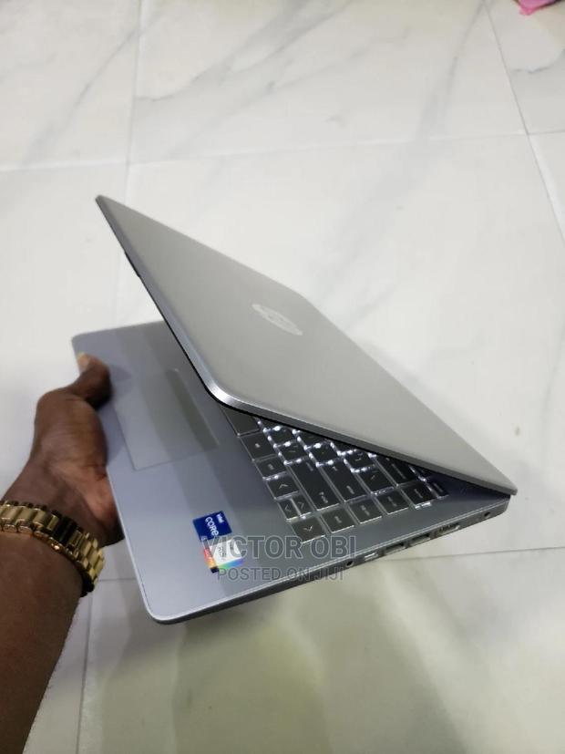 Laptop HP 14-Dq2031tg 8GB Intel Core I5 SSD 512GB · Photo 3