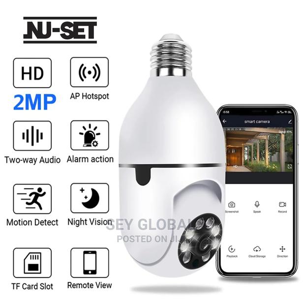 360° Wireless Wifi Panoramic Bulb Camera PTZ · Photo 1