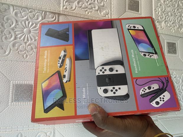 Nitendo Switch Oled 1 · Photo 2