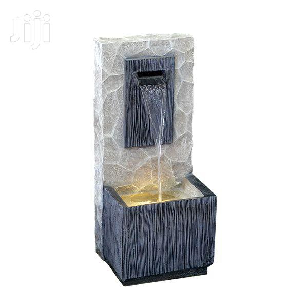 Water Fountain 907 · Photo 2