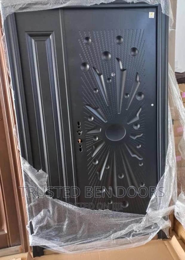 Paladin One_ _half Doors [Single+Many Colors+Designs] · Photo 1