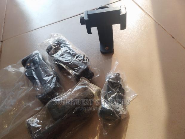 Universal Phone Holder for Tripod · Photo 2