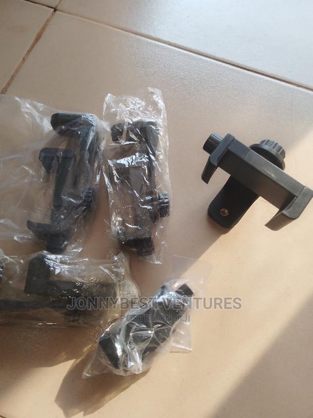 Universal Phone Holder for Tripod · Photo 4