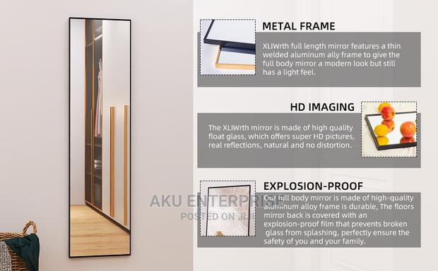 Full-Length Vanity Mirror, Hanging and Standing · Photo 3