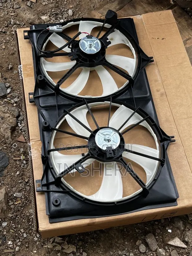 Toyota Camry Spider Radiator Fan · Photo 1