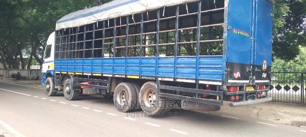Long Cargo Truck Hiring · Photo 1