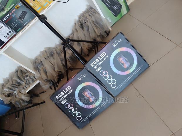 Professional 12 Inches Ring Light · Photo 8