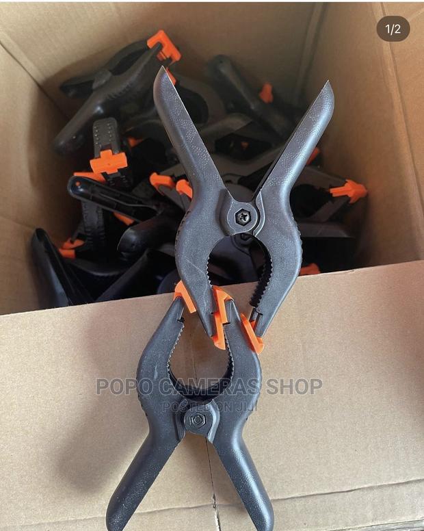 Pegs for Backdrops · Photo 1