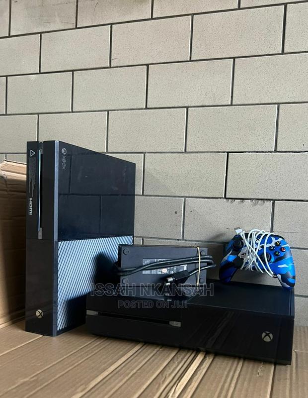 Xbox One Console · Photo 4