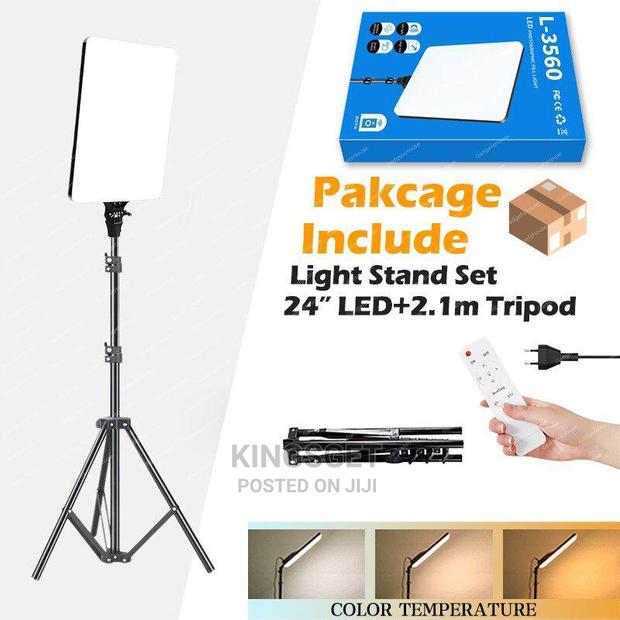 L-3560 Photographic Fill Light With Stand · Photo 2