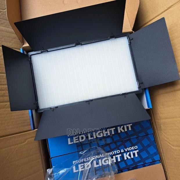Professional Photo and Video LED Light Kit. Led800 · Photo 3