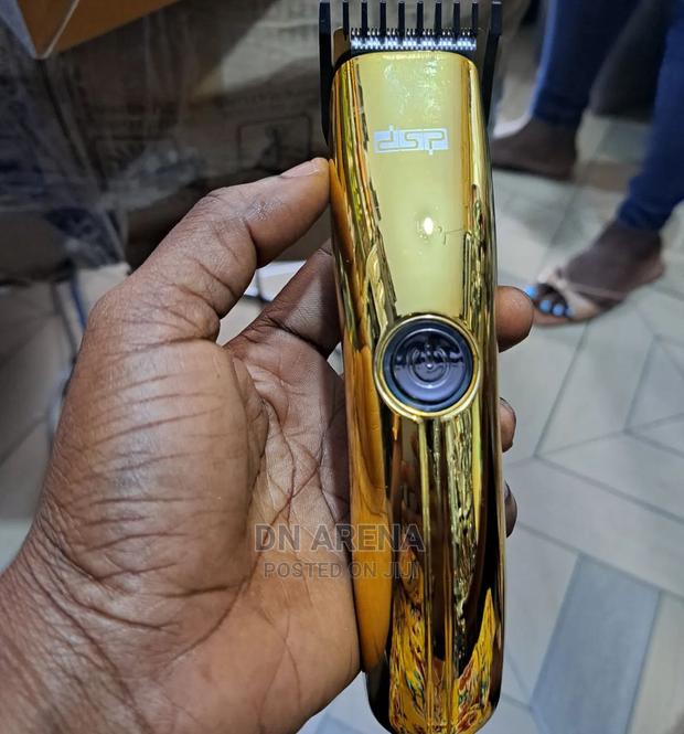 Professional Hair Clipper Rechargeable · Photo 2