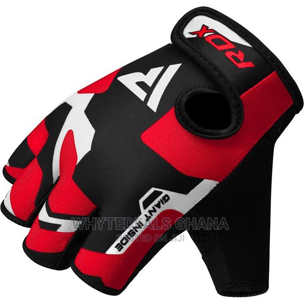 High-Quality RDX F6 Fitness Gloves-Comfort+Style+Durability · Photo 3