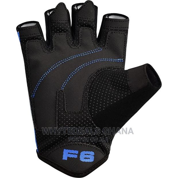High-Quality RDX F6 Fitness Gloves-Comfort+Style+Durability · Photo 4