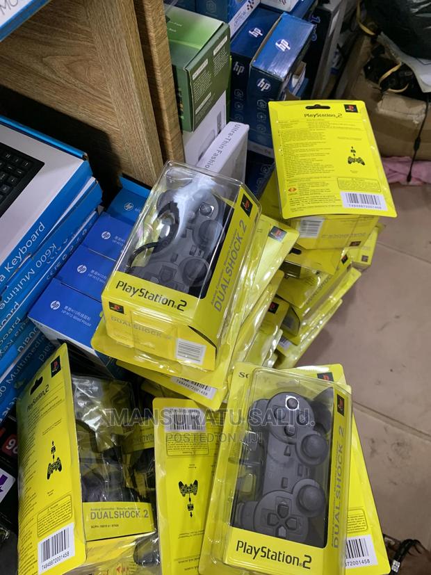 Ps2 Wired Controller · Photo 3