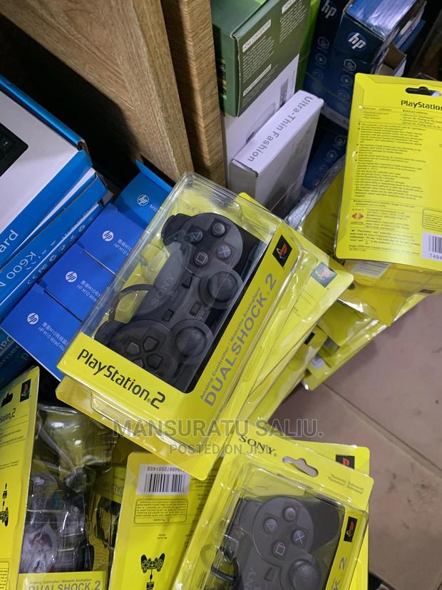 Ps2 Wired Controller · Photo 2