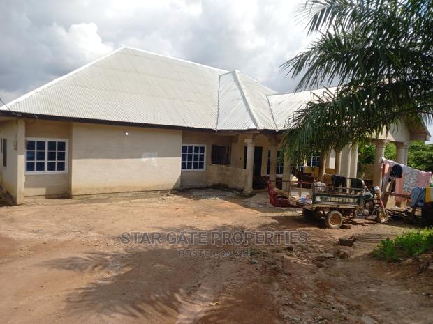 5bdrm House in Abrade, Mampongteng., Kumasi Metropolitan for sale · Photo 2