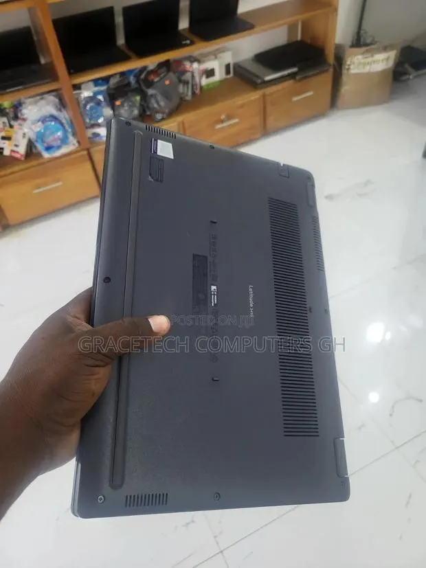 Laptop Dell Latitude 3410 8GB Intel Core i5 SSD 256GB · Photo 1