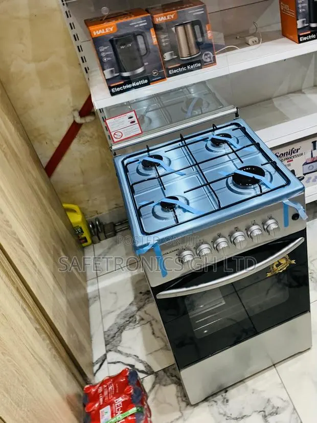 Get Affordable Grey Volcano 4-Burner Gas Cooker Oven Grill · Photo 1
