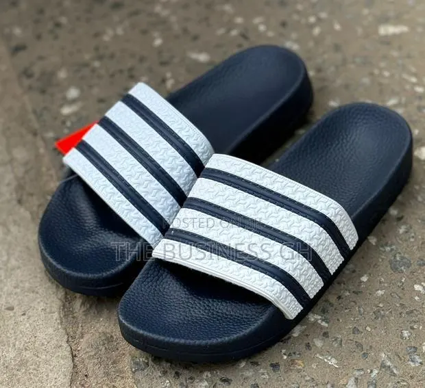 Adidas Slides · Photo 1