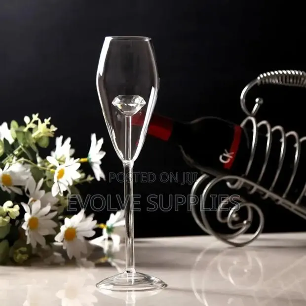 200ml Diamond Insert Champagne Flute · Photo 1