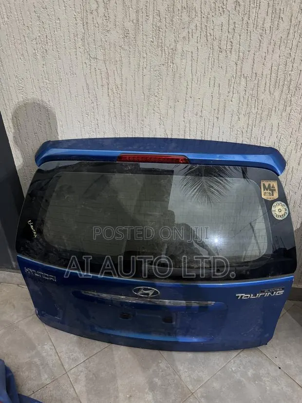 Elantra Boot · Photo 1