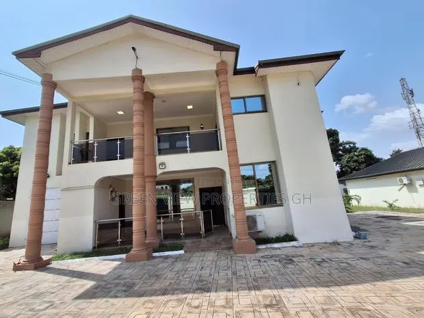 6bdrm Mansion in East Legon for rent · Photo 1
