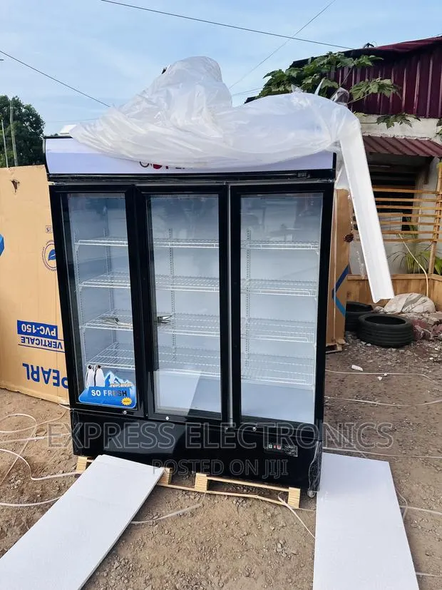 Very Cool Price Display 3doors Pearl Pvc-150 · Photo 1
