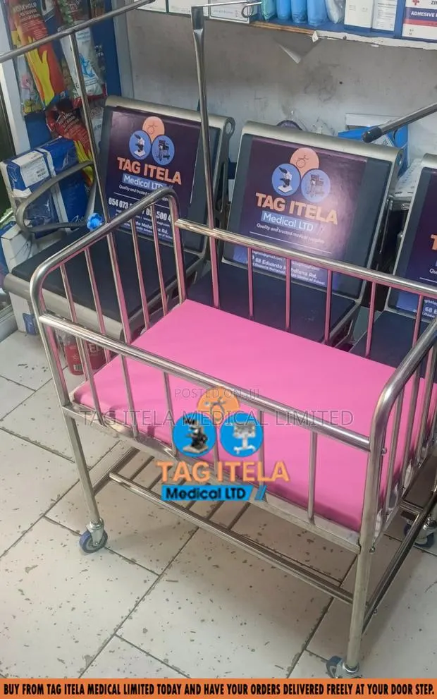 Baby's Cot Bed (Stainless) · Photo 1