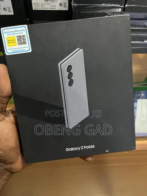 New Samsung Galaxy Z Fold6 256 GB Black · Photo 1